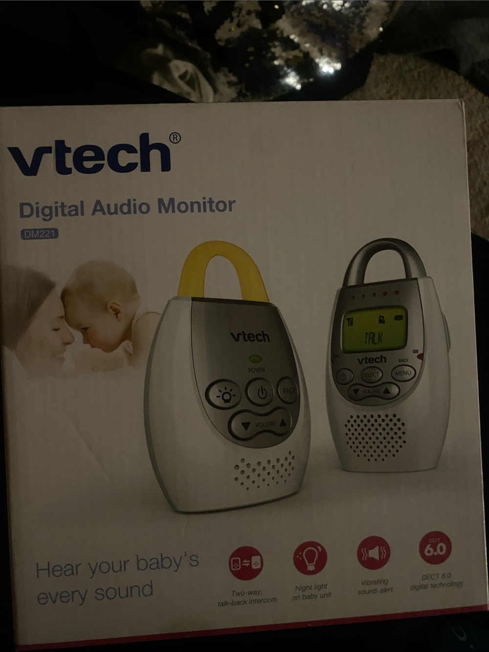 VTech DM221 Digital Audio Monitor in White with Yellow Accents